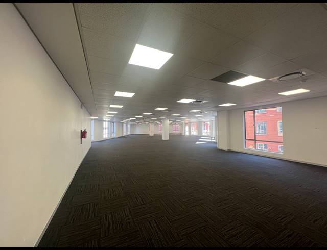 571M² OFFICE TO LET IN MELROSE ARCH